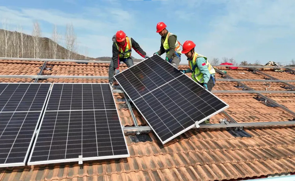 ¿Por qué la energía fotovoltaica doméstica tiende a concentrarse en las zonas rurales?