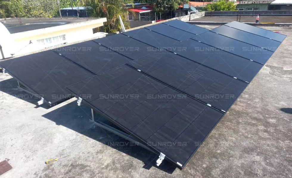 Proyecto de planta de energía fotovoltaica de 2KW en la azotea en Mauricio