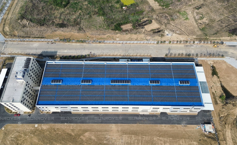 SUNROVER impulsa un proyecto solar emblemático de 892,8 kW en azoteas con experiencia interna completa