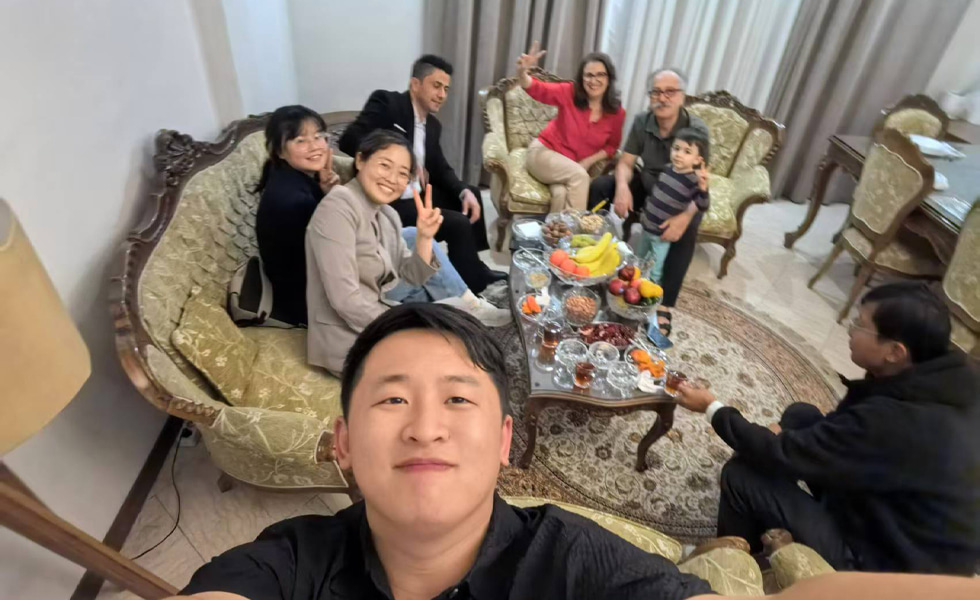 Tras la exposición, SUNROVER busca socios para la cooperación futura en Irán.