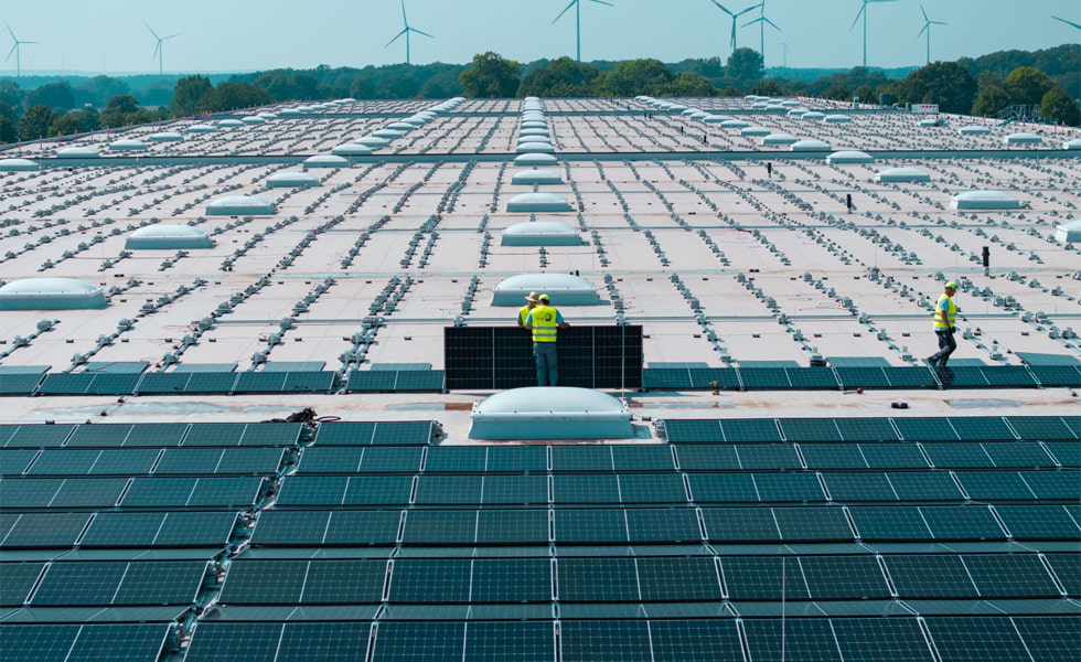 El BERD cofinancia la cartera de energía solar y almacenamiento de 1 GW/1.3 GWh de ACWA Power en Uzbekistán