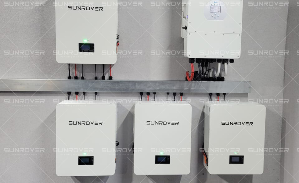 Se completa el sistema de almacenamiento de energía de 20,48 kwh instalado por el cliente ucraniano de SUNROVER
        